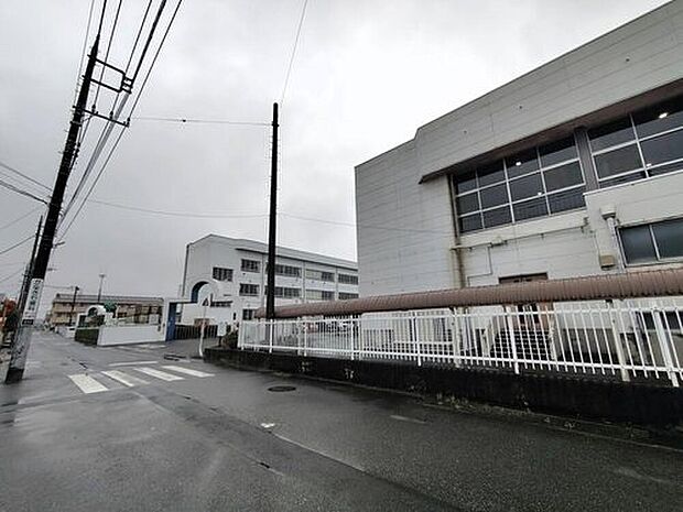 玉村町立南中学校(約1,200m)