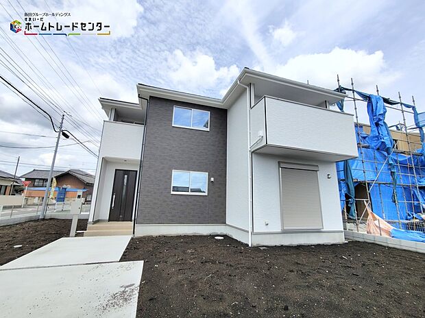 【現地外観写真】◆3号棟◇当日のご見学予約も承ります。ご不明点等、スタッフがしっかりと説明させていただきます!