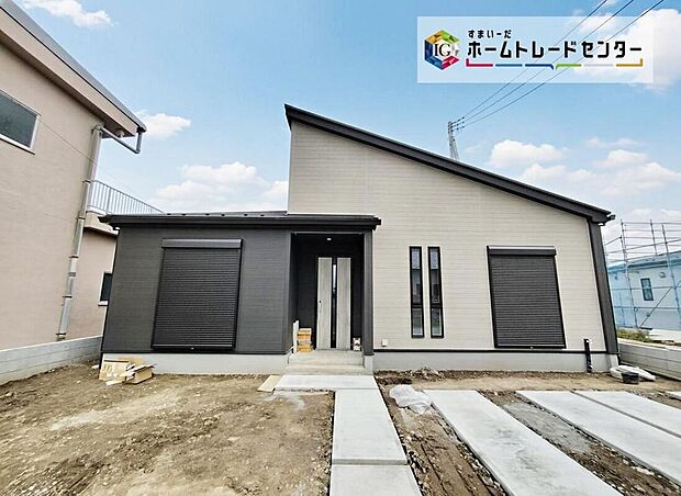 【現地外観写真】◆1号棟◇飯田グループホールディングス唯一の販売専門会社のホームトレードセンターの社員が直接、当物件をご案内いたします。見学希望、資料請求等、お気軽にお問い合わせくださいませ♪
