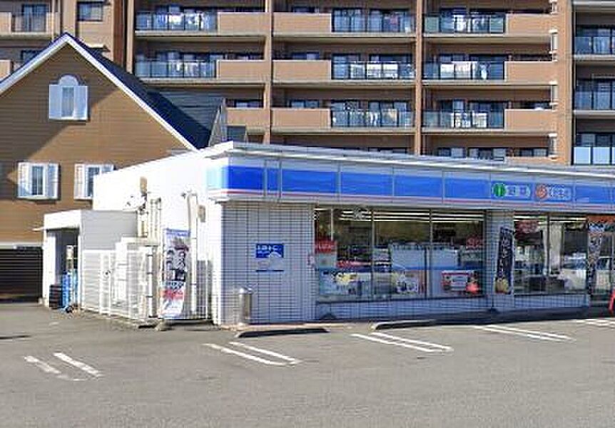 ローソン沼津岡一色店　700ｍ（徒歩９分）