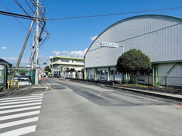 函南小学校（約920m）