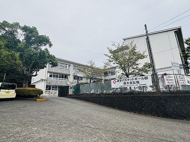 飯田中学校(約980m)