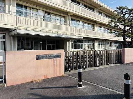 小川小学校 950ｍ(徒歩12分)