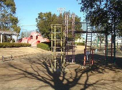 小川公園 750ｍ(徒歩10分)