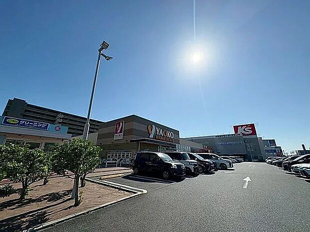 ヤオコー 市川田尻店（約650m）