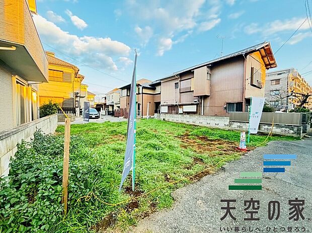 【外観】今日も、明日も、この街で、きっと誰かが幸せになる物語が描かれているはずです。