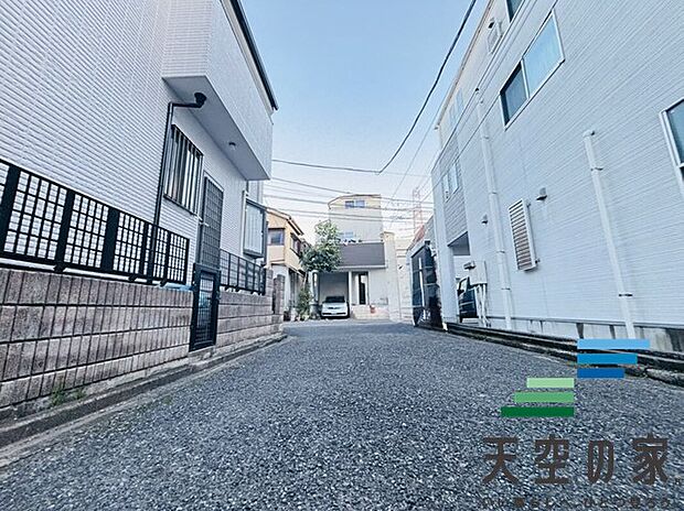 【現地写真】前面道路です。