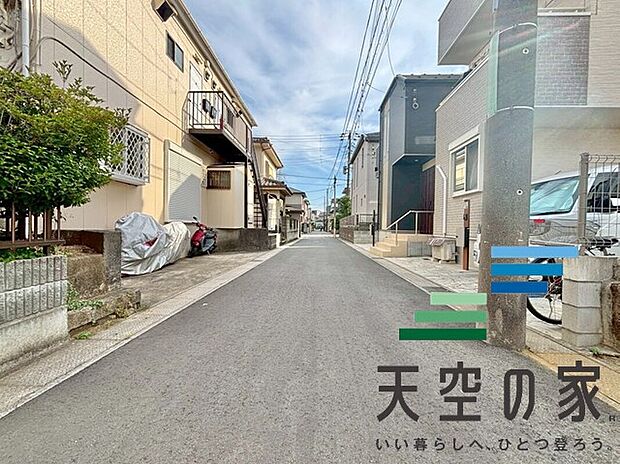 【前面道路】前面道路です。