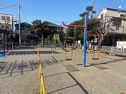 小栗原蓮池公園 550ｍ