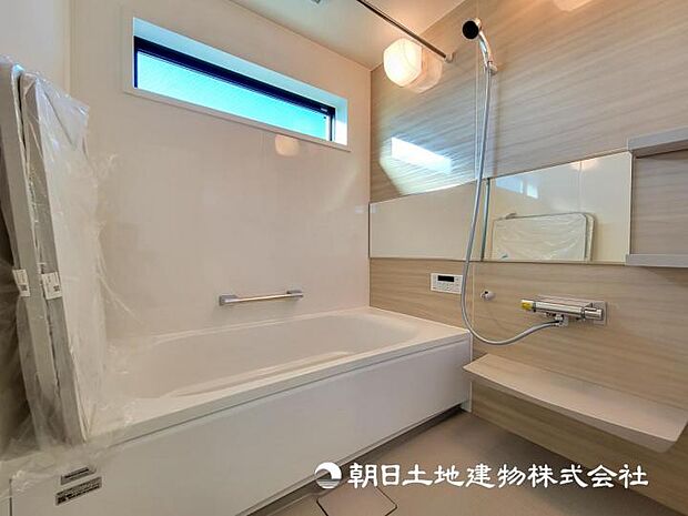 【現地写真】【浴室】浴室暖房の利用で、事前に浴室を暖めるのでヒートショック対策に有効です