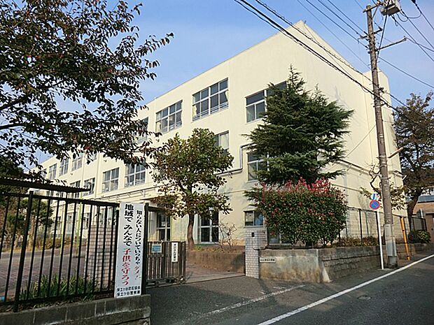 横浜市立桜台小学校(約510m)