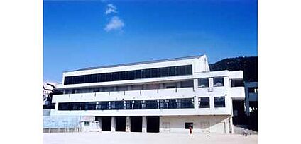 呉市立つ宮原小学校 353ｍ