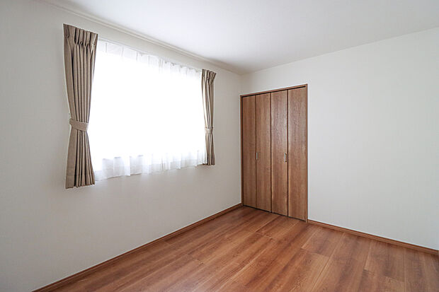 木調の味わいと高い機能性でくつろぎの空間をちょっとした工夫で暮らしをより良く、お手入れも簡単に生活できます。