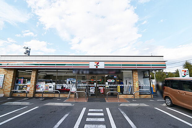 セブンイレブン向日鶏冠井町店