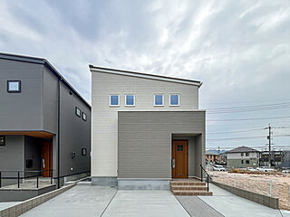 【山根木材】ウッディタウン宮島口上　駅近のゆったりリビング その他