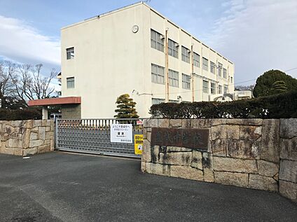 豊城中学校 約1200ｍ(徒歩約15分)