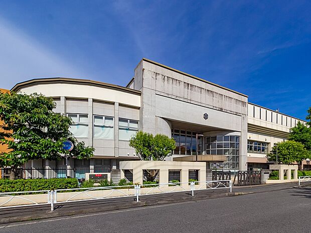 宮崎中学校（約300m・徒歩4分）