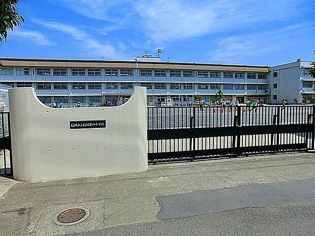 稲城市立稲城第四小学校(約550m)