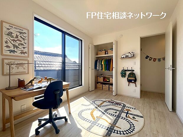 【洋室】■居室■本画像はAIがCGで家具作成しており、実際の現地に家具は設置されておりません。また、販売価格に家具等は含まれておりません。