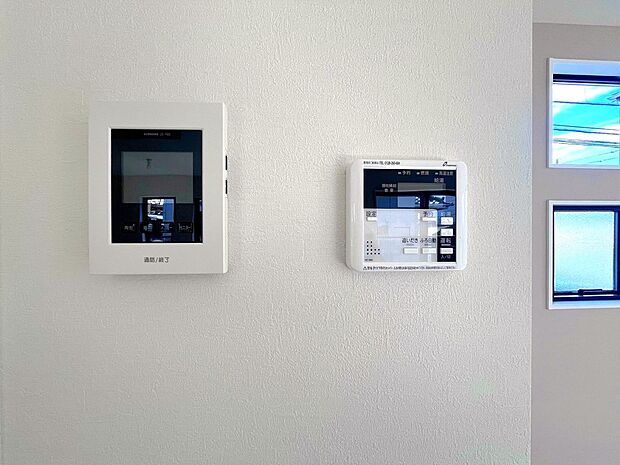 【TVモニター付きインターホン】TVモニター付インターホン　モニター付インターホンが標準仕様です。不安になりがちな防犯面。目で確認できるからあんしんです。