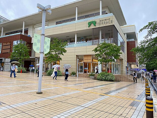 東急ストアたまプラーザテラス店　（約850m）