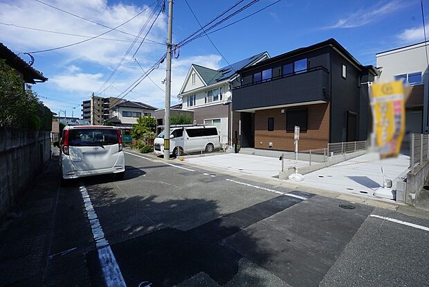 【前面道路】前面道路は西側約6m公道に面しています^^西鉄バス「水道企業団前」西鉄春日原行歩3分^^アクロスモール春日車4分/1.5km♪