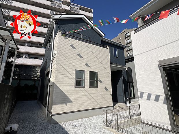 【Bloom 南区鶴田4丁目4期】 1号棟外観(2025年11月中旬)撮影