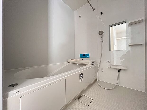 オートバスシステム・浴室暖房換気乾燥機を搭載した1坪タイプの浴室