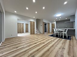 福岡県春日市桜ヶ丘1丁目