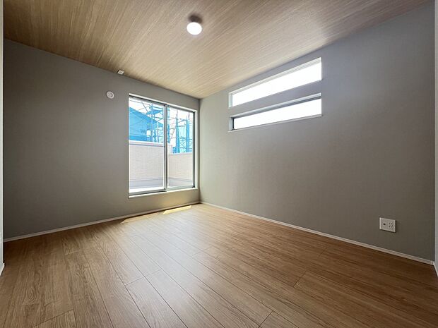 2階には洋室を3部屋ご用意いたします(同仕様)