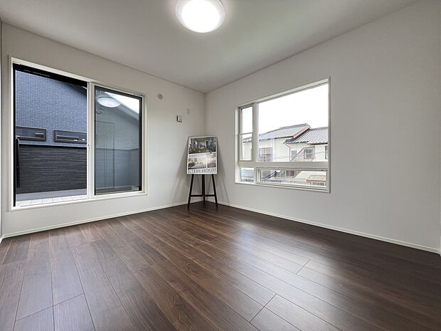 2階のメインとなるお部屋にはバルコニーをご用意(5号地同仕様)