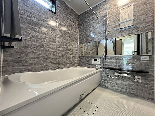 オートバスシステム・浴室暖房換気乾燥機を搭載した1坪タイプの浴室(5号地同仕様)