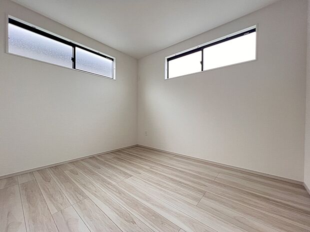 【洋室】洋室5.2帖 お子さまの居室にちょうど良い広さです(2号棟)