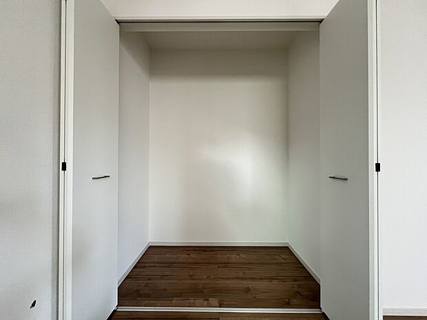 【収納】便利なリビング収納(2号棟)