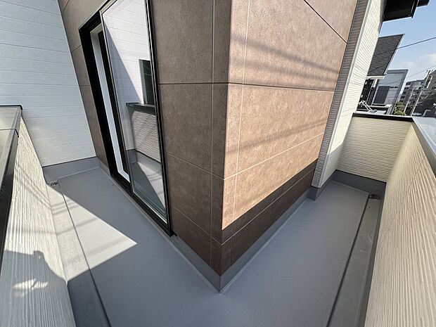 【バルコニー】南向きのバルコニー 陽当り良好です!