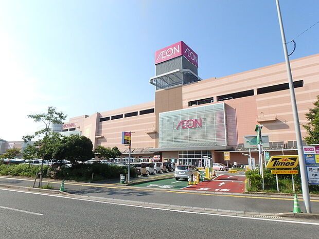 イオンモール福岡伊都(約1,600m・徒歩20分)