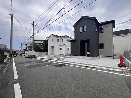 前面道路含む現地写真