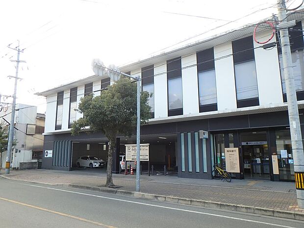 福岡銀行太宰府支店（約2,400m・徒歩30分）