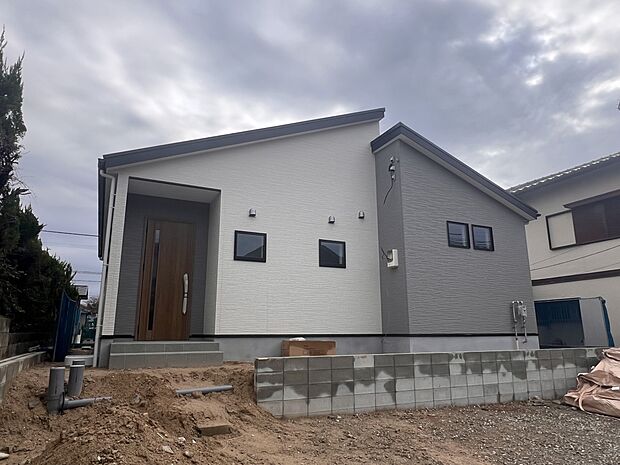 【完成予想図(外観)】完成予想外観パース