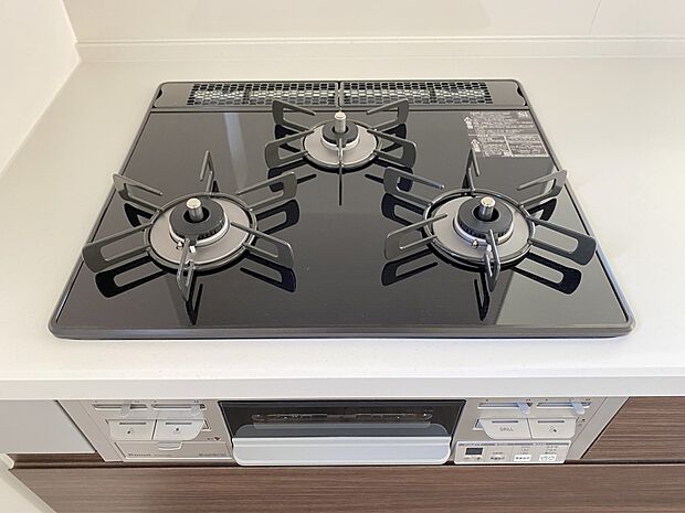 【その他設備】三口ガスコンロ(同仕様)