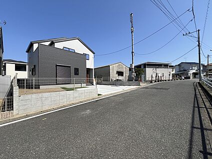 前面道路含む現地写真