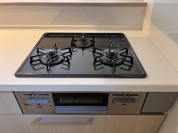 【その他設備】3口ガスコンロ（同仕様)