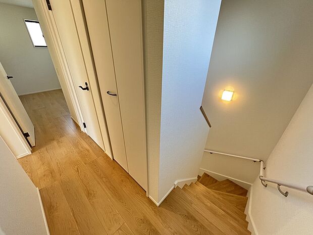 【その他内観】階段部分