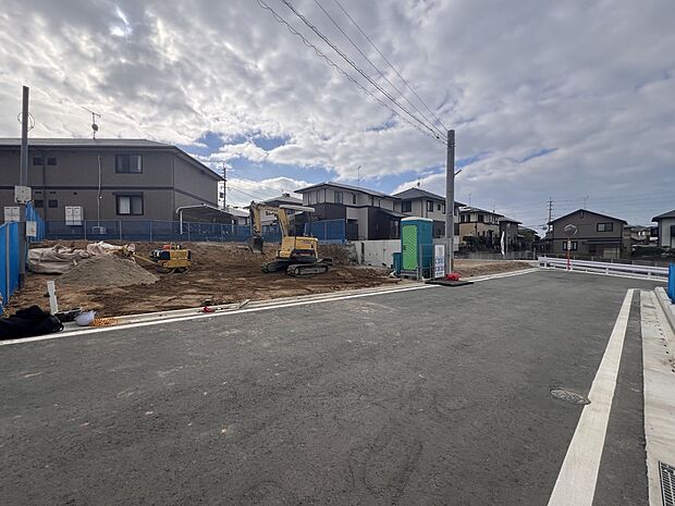 【前面道路含む現地写真】前面道路:南側6m公道