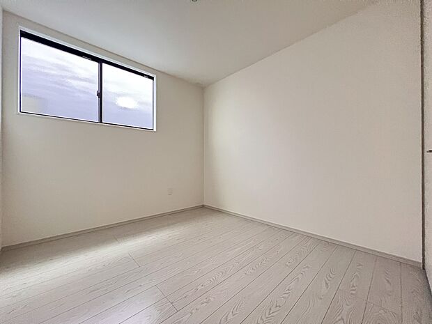 【洋室】洋室5.2帖　2階には洋室を3部屋ご用意いたしました(2号棟)