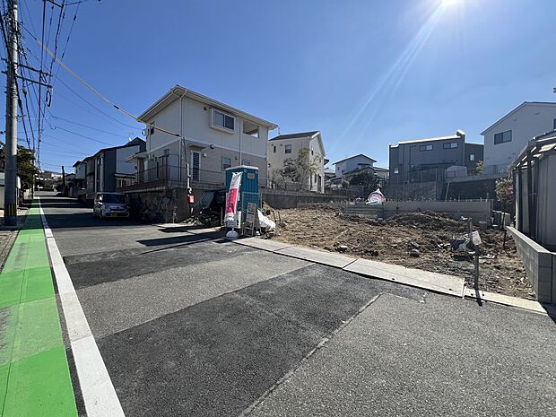 【前面道路含む現地写真】北側5.6m公道