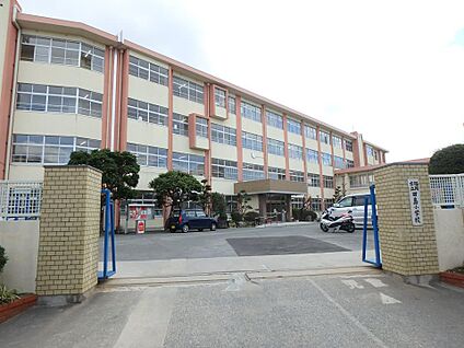 福岡市立田島小学校 600m(8分)