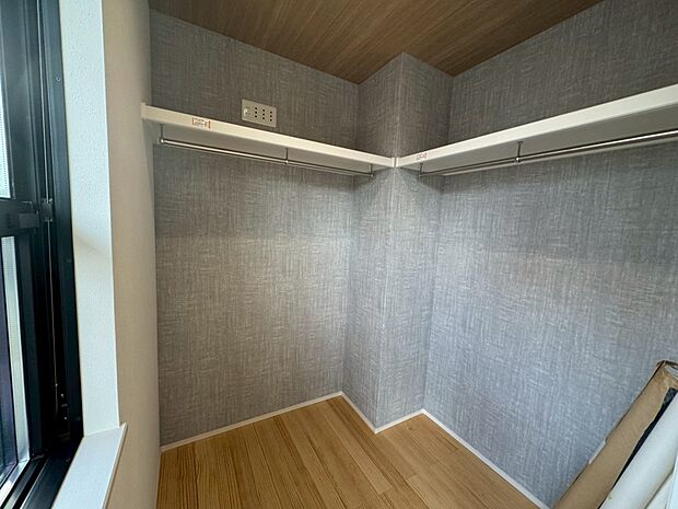【収納】リビングには広めのウォークインクローゼットをご用意(9号地)