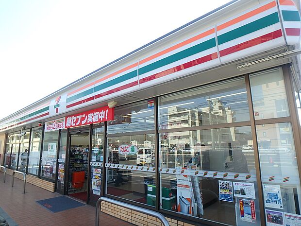 セブン-イレブン 福岡塩浜１丁目店（約400m・徒歩5分）