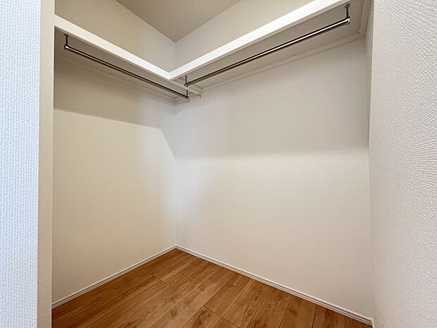 【同仕様写真(その他内観)】WICは三か所にご用意いたします(1号棟同仕様)